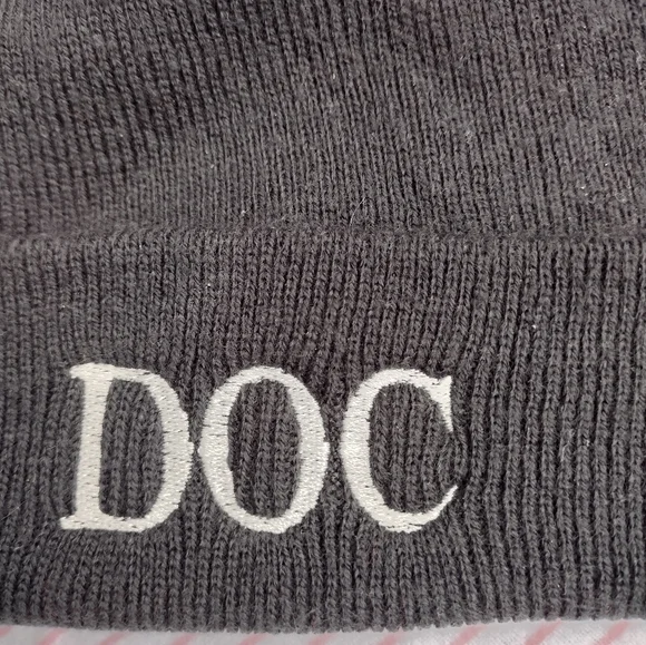 Hat - Picture 2 of 6